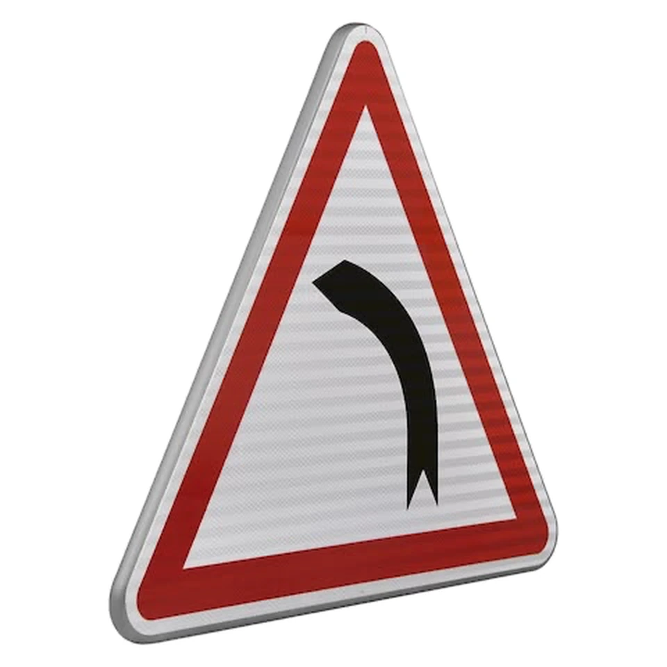 Panneau A1b — Virage à gauche — réf. SR-A1b