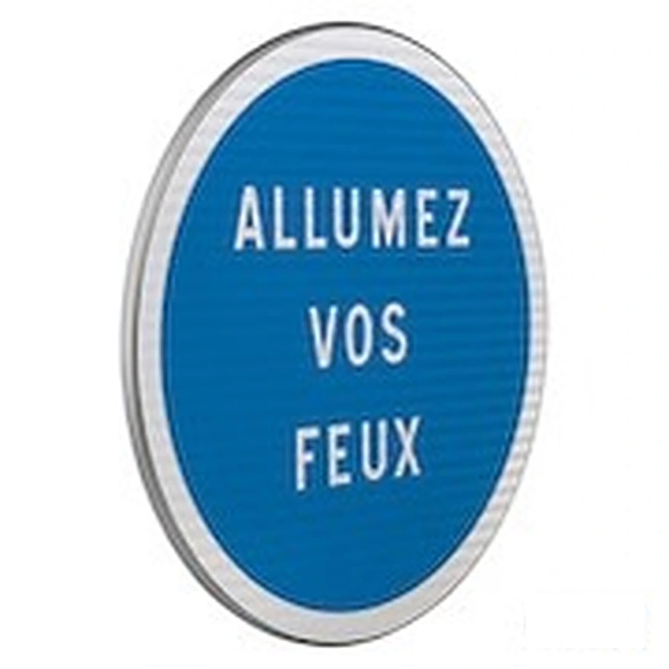 Panneau B29 — Autres obligations — mention « Allumez vos feux » — réf. SR-B29